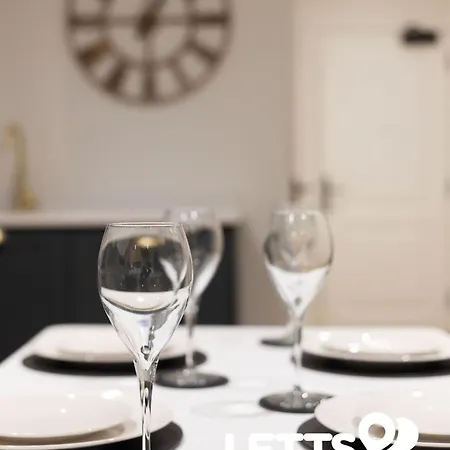 The Old Schoolhouse 利兹